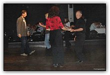 18_080913_HighSchoolReunion_DancingCouples_900x500_opt8ADV.jpg